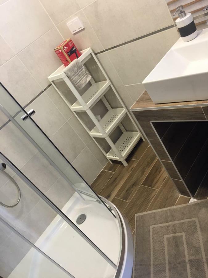 Konrad Apartman Villa Balatonmáriafürdő Buitenkant foto