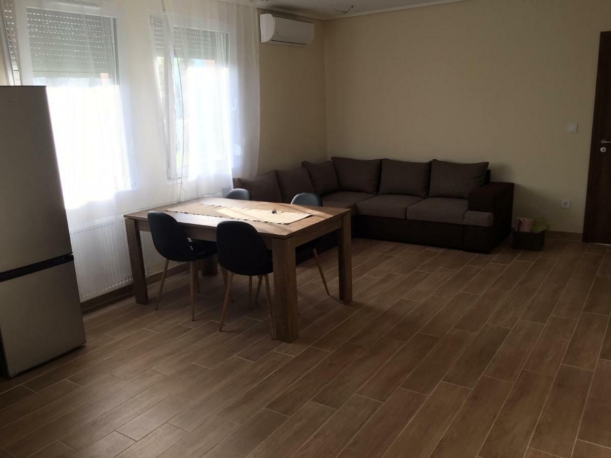 Konrad Apartman Villa Balatonmáriafürdő Buitenkant foto